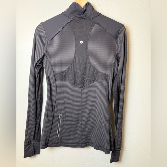 Lululemon Star Runner Pullover Zip-Up Jacket Black Stripe / Lace Size 8 - Picture 2 of 5
